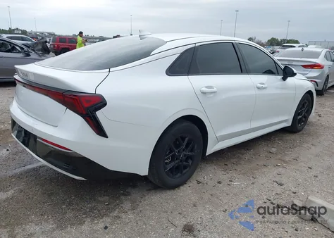 2026 Kia K5 Lxs Fwd z USA, uszkodzony, nr VIN KNAG24J70T5398732